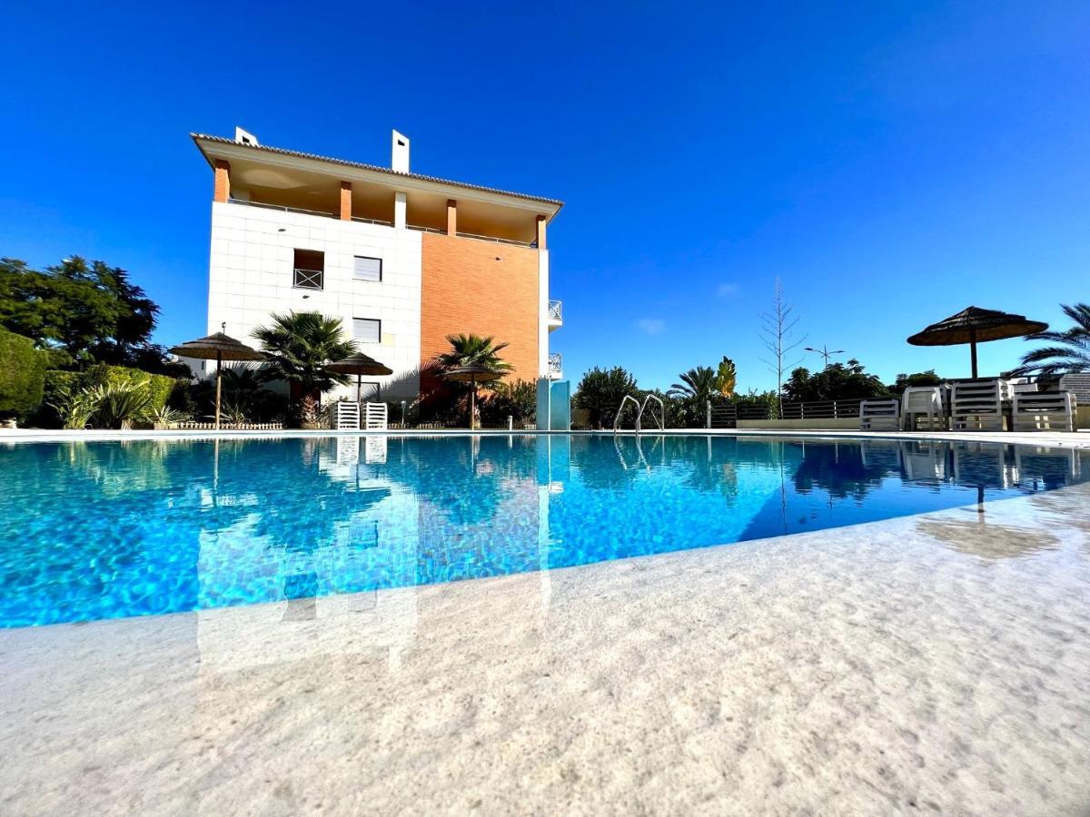 Albufeira Modern 4 With Pool By Homing Lägenhet Exteriör bild